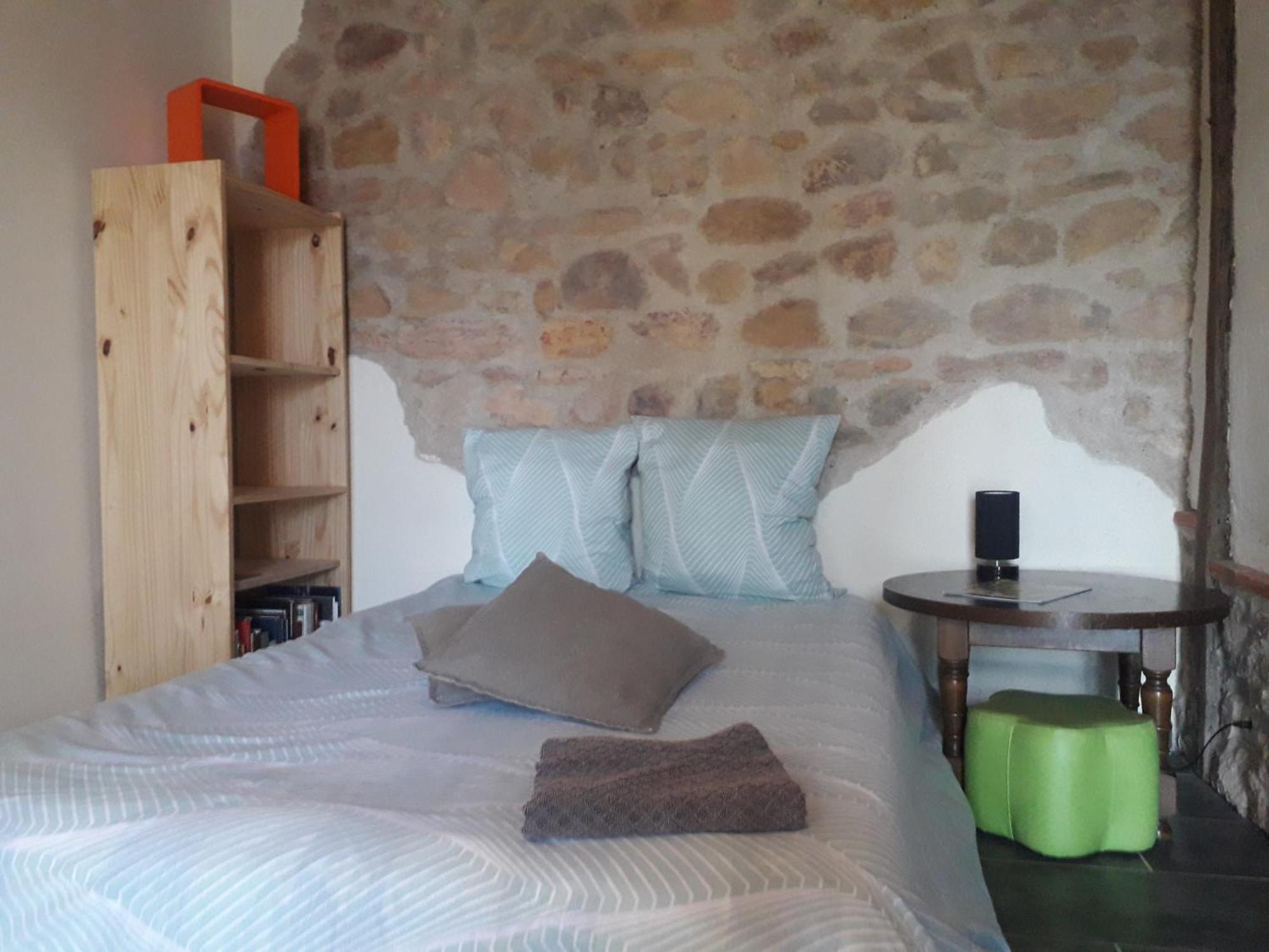Chambre Double Vallon-en-Sully Exterior photo