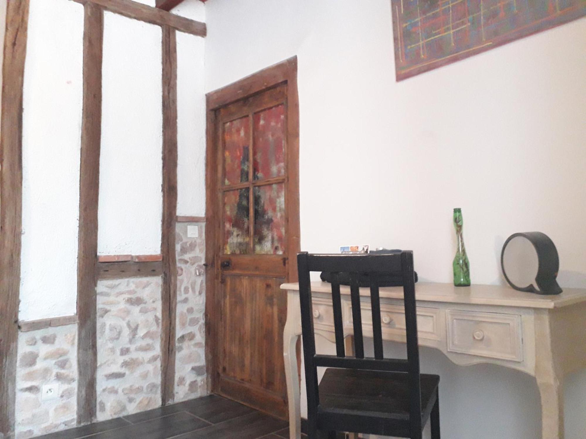 Chambre Double Vallon-en-Sully Exterior photo